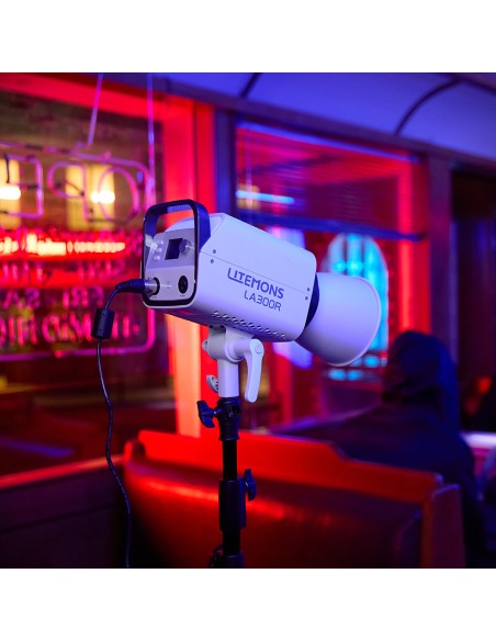 LA150R K1 | Foco LED RGB con maleta | Godox España