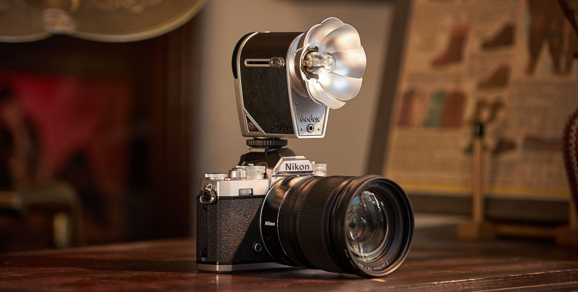 Lo Vintage Está de Vuelta: La Nostalgia Fotográfica y el Encanto del Godox Lux Cadet